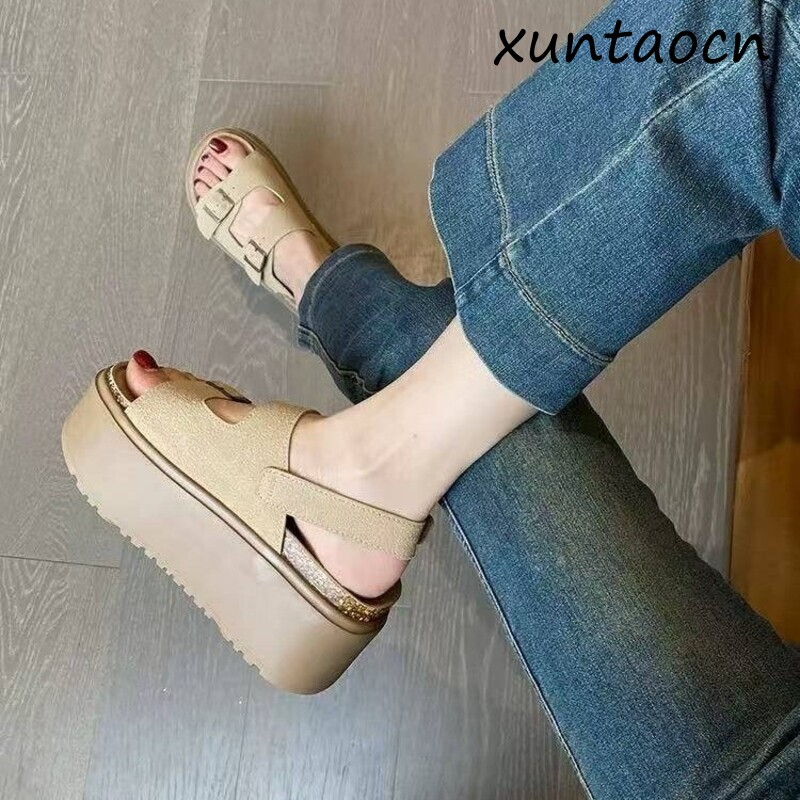 Женские сандалии на толстой пл – обзор и цена Summer Clothing Korea